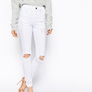 White Hollister Distressed Skinny Jeans